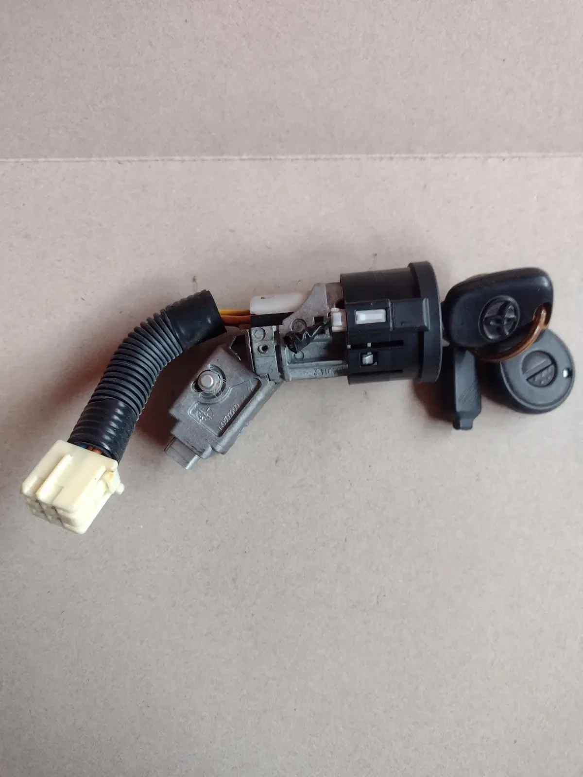 N0502200  ������ ���������  PEUGEOT 107, TOYOTA AYGO Valeo 73678312 | Mobile.bg � ����������� 1