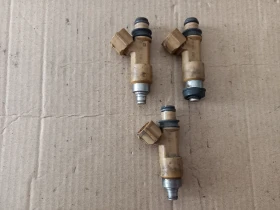 Дюза бензинова Субару Аутбек 2.5Б