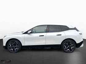 BMW iX xDRIVE40/326HP/SKYL/HUD/360/ОБДУХВАНЕ/SOFT/278z, снимка 2