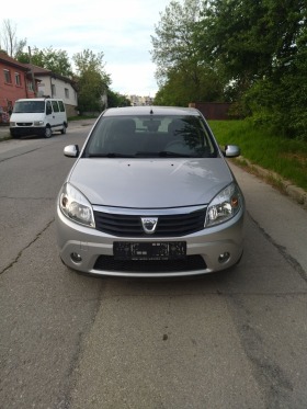 Обява за продажба на Dacia Sandero ~7 400 лв. - изображение 1