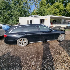 Mercedes-Benz E 220 Комби 4 matic, снимка 2