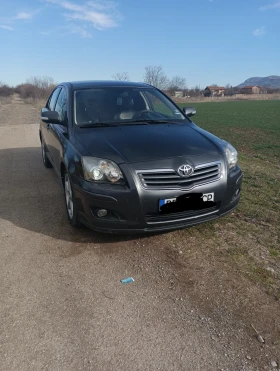 Toyota Avensis 2.2-D-4D 150k.с., снимка 1