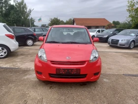     Daihatsu Sirion 1.0i 