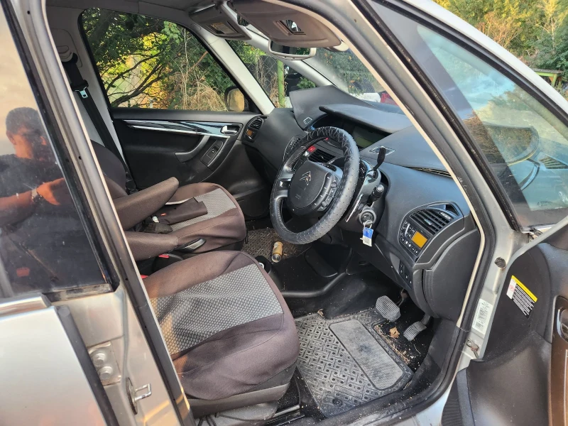 Citroen C4 Picasso 2.0 hdi auto, снимка 9 - Автомобили и джипове - 46997084