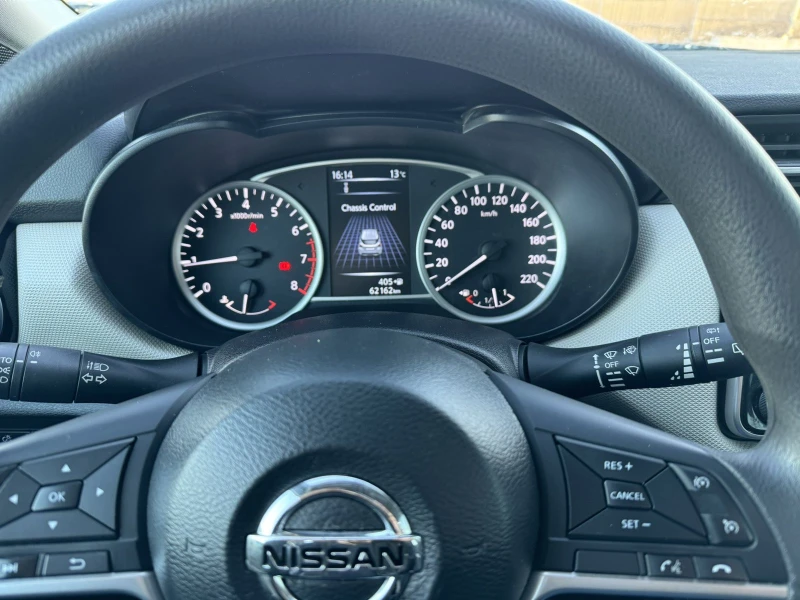 Nissan Micra 0.9 90к.с, снимка 8 - Автомобили и джипове - 47867564