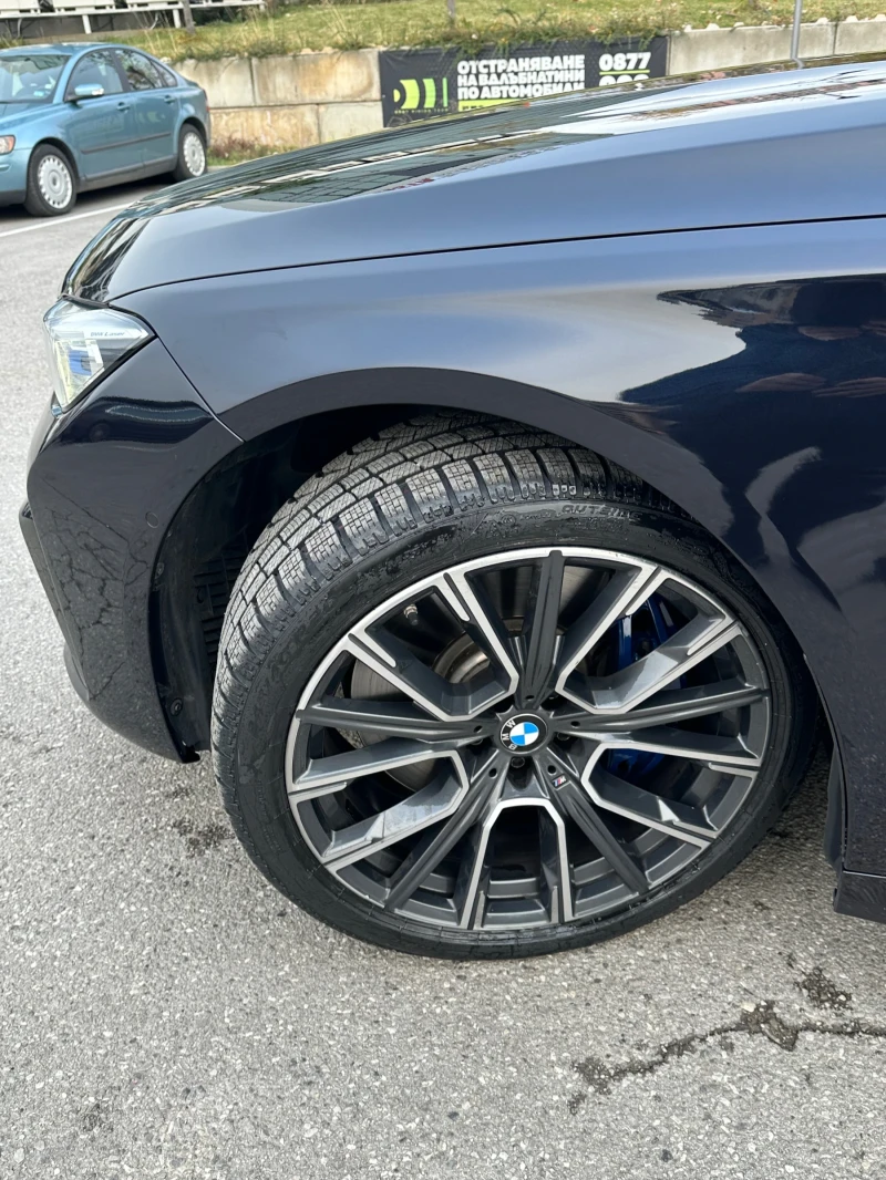 BMW 740 d/ xDrive/ M-SPORT/ EXCLUSIV/ B&W/ LASER/ NIGHT/, снимка 16 - Автомобили и джипове - 47982930