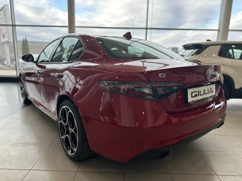 Alfa Romeo Giulia TI 2.2 Diesel 210 hp AT8 Q4, снимка 6 - Автомобили и джипове - 48319054