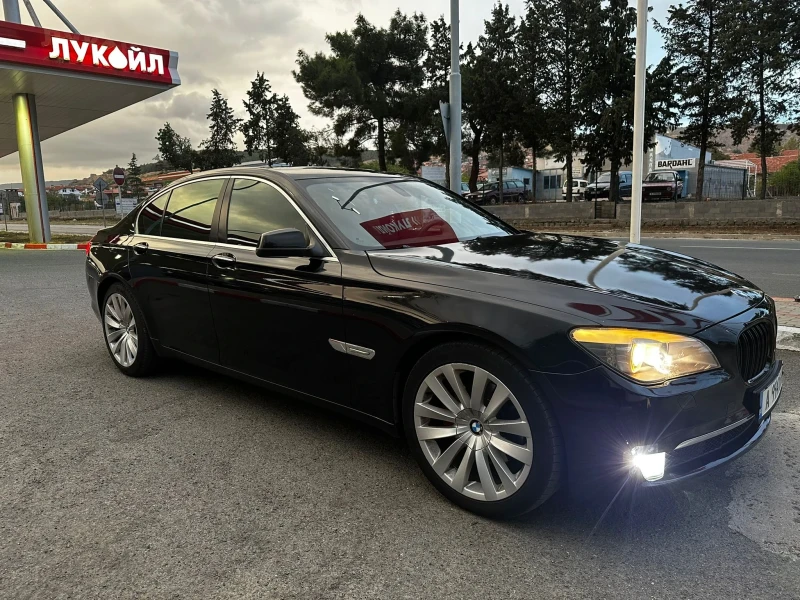 BMW 730, снимка 8 - Автомобили и джипове - 48452779