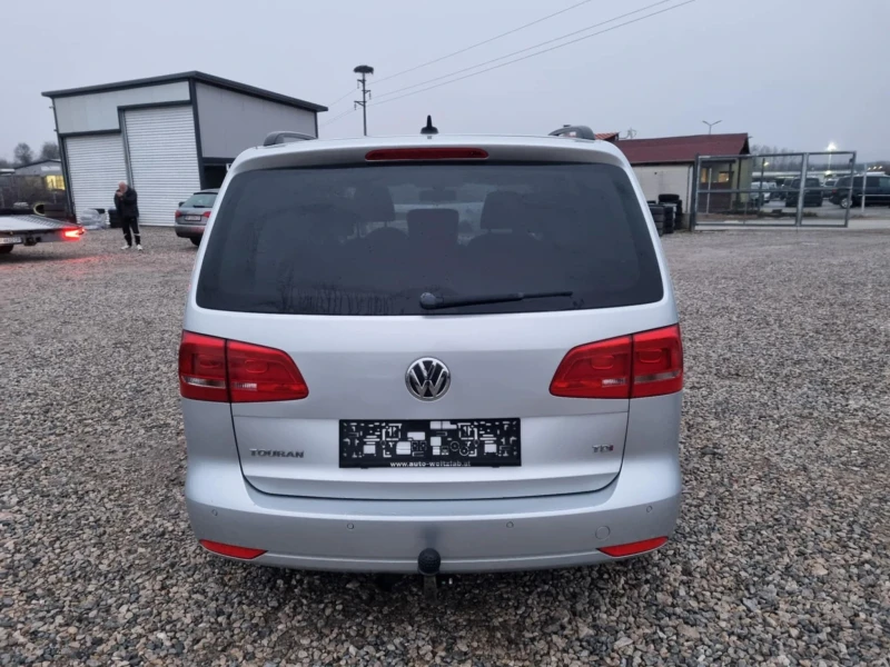 VW Touran 1.6TDI-105PS, снимка 6 - Автомобили и джипове - 48495513