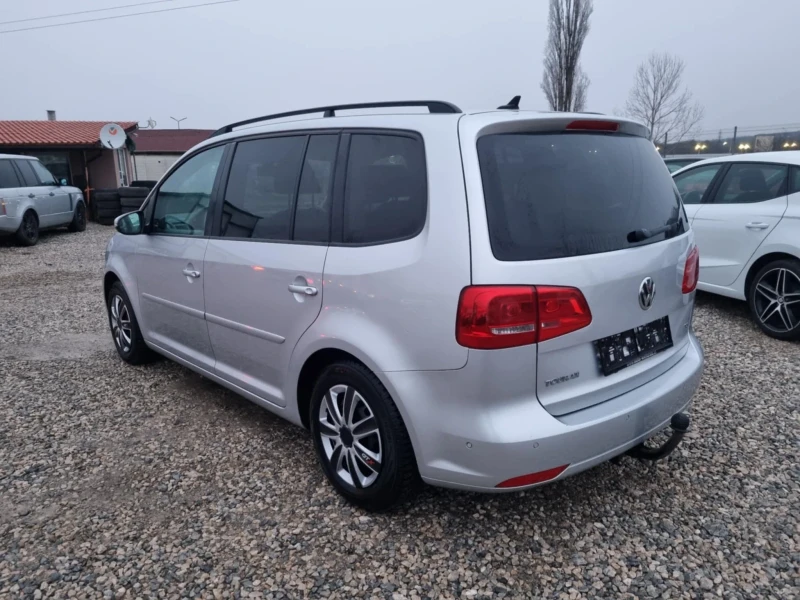 VW Touran 1.6TDI-105PS, снимка 7 - Автомобили и джипове - 48495513