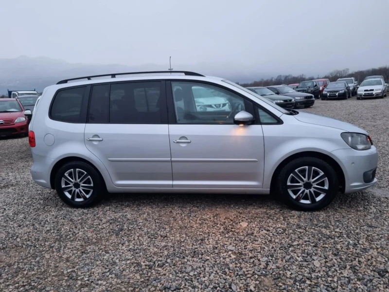 VW Touran 1.6TDI-105PS, снимка 4 - Автомобили и джипове - 48495513