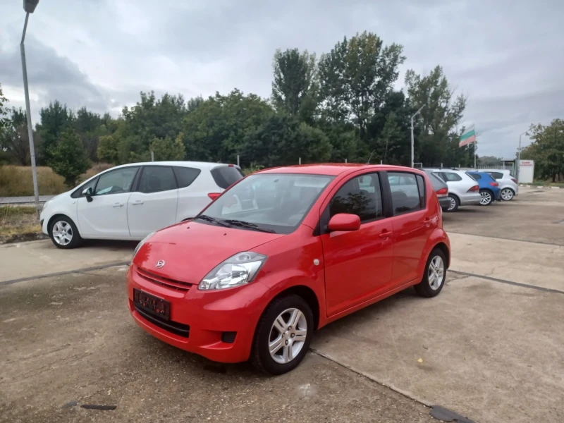 Daihatsu Sirion 1.0i , снимка 2 - Автомобили и джипове - 51880448