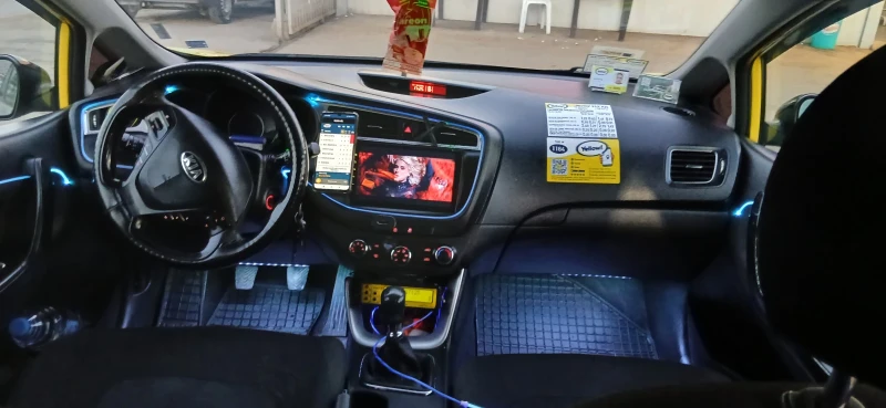 Kia Ceed 1.4, снимка 4 - Автомобили и джипове - 52306151