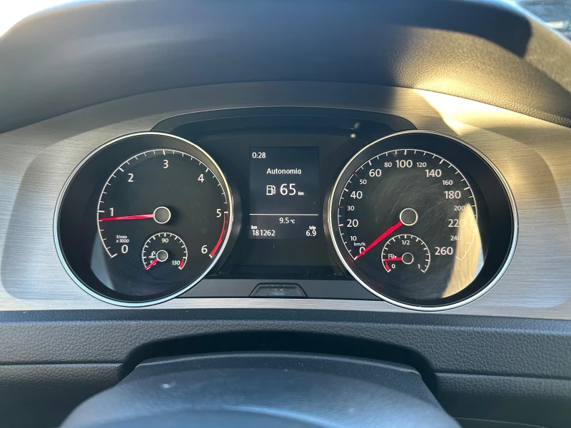 VW Golf 7 1.6TDI 105 * * * TOP* * * , снимка 11 - Автомобили и джипове - 52617728