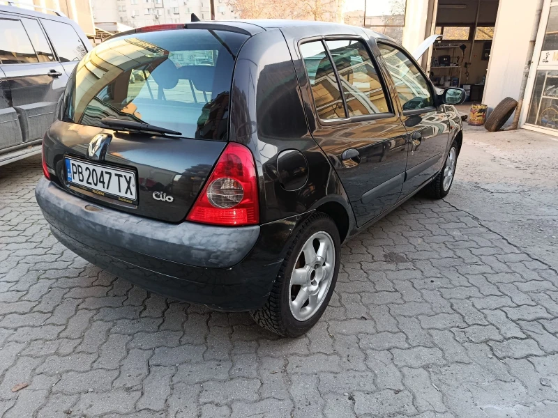 Renault Clio 1.2 16V КЛИМА , снимка 4 - Автомобили и джипове - 52804068