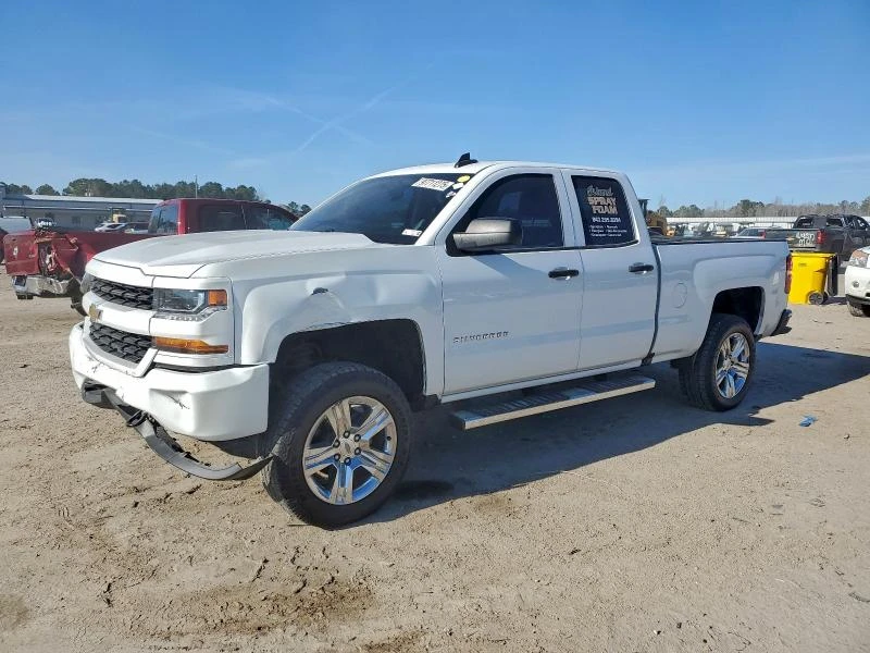 Chevrolet Silverado 4.3L 6 Rear-wheel drive, снимка 2 - Автомобили и джипове - 53638811