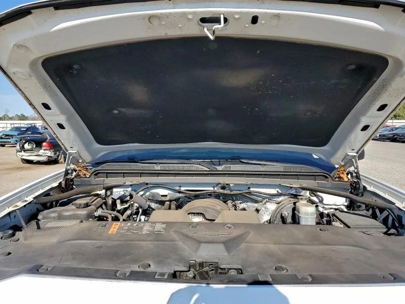 Chevrolet Silverado 4.3L 6 Rear-wheel drive, снимка 5 - Автомобили и джипове - 53638811