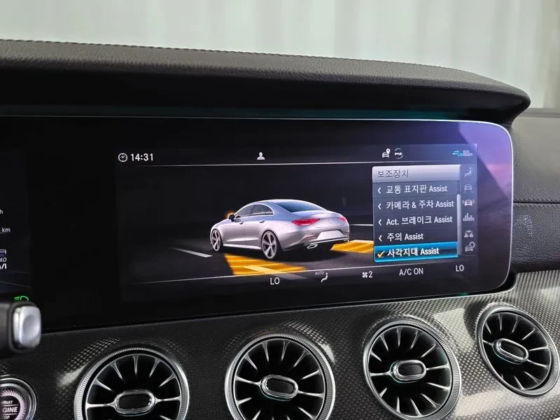 Mercedes-Benz CLS 300 D Amg Line, снимка 16 - Автомобили и джипове - 55940276