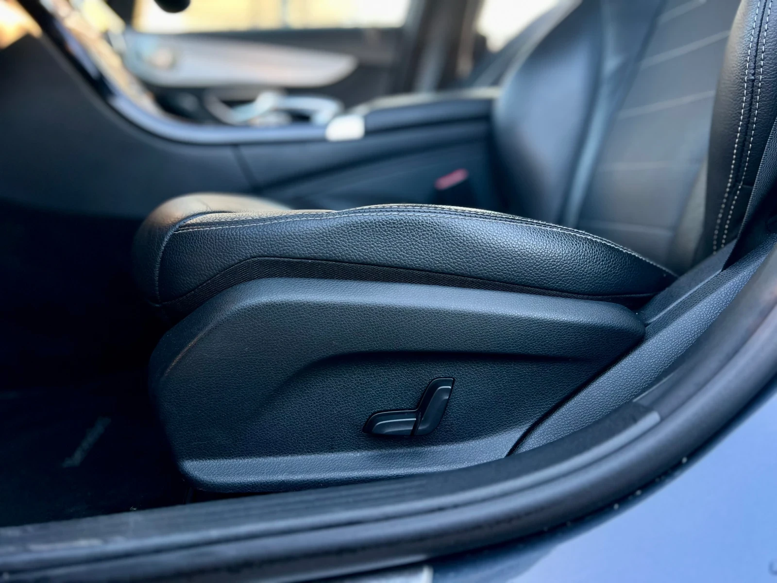 Mercedes-Benz C 220 * 220d-170H* LED* КОЖЕН САЛОН* СЕДАН*  | Mobile.bg — изображение 14