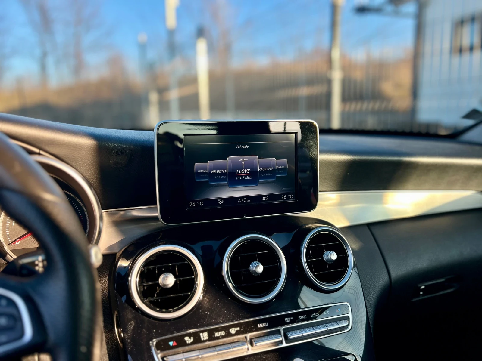 Mercedes-Benz C 220 * 220d-170H* LED* КОЖЕН САЛОН* СЕДАН*  | Mobile.bg — изображение 17