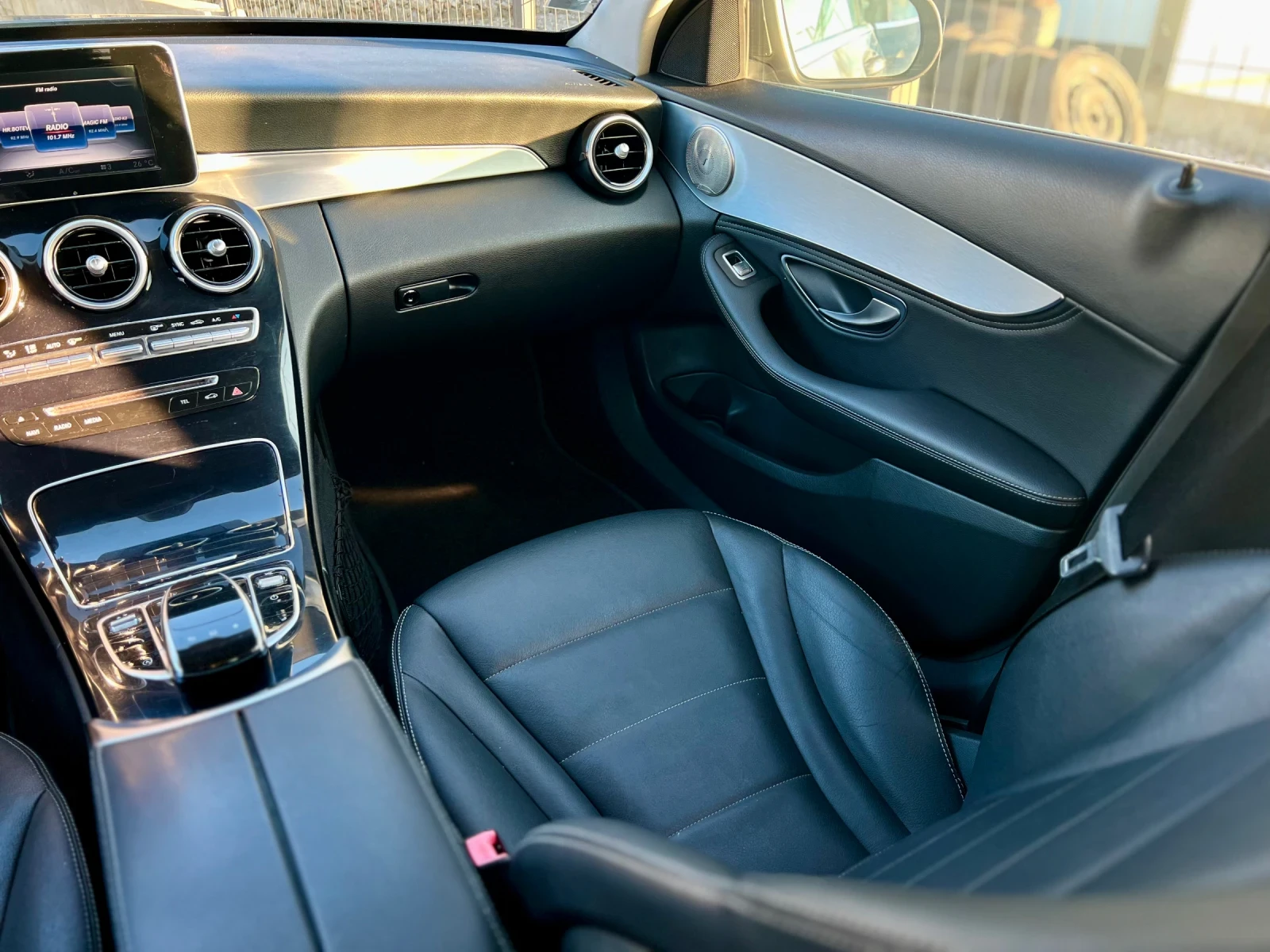 Mercedes-Benz C 220 * 220d-170H* LED* КОЖЕН САЛОН* СЕДАН*  | Mobile.bg — изображение 13