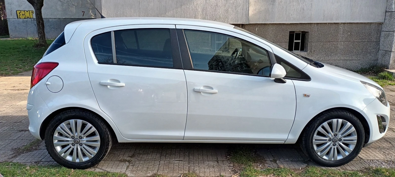 Opel Corsa 1.2 LPG - изображение 7