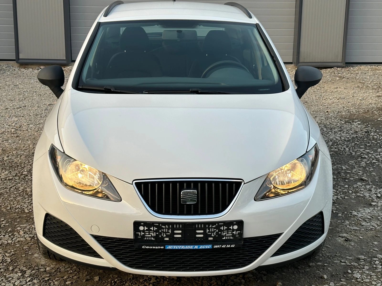 Seat Ibiza 1.2BENZIN* TOP* KLIMA* EVRO5 - изображение 2