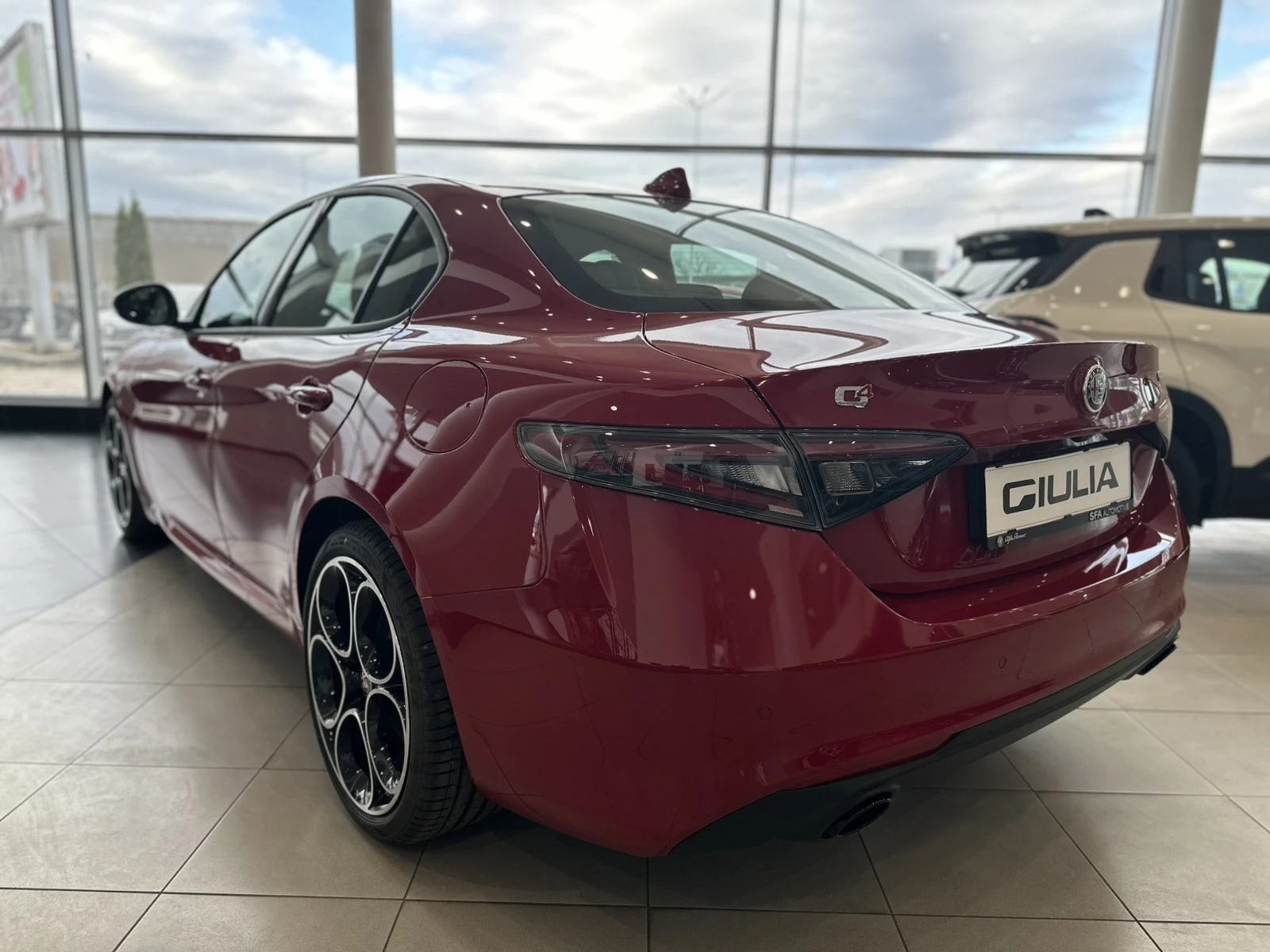 Alfa Romeo Giulia TI 2.2 Diesel 210 hp AT8 Q4 - изображение 6