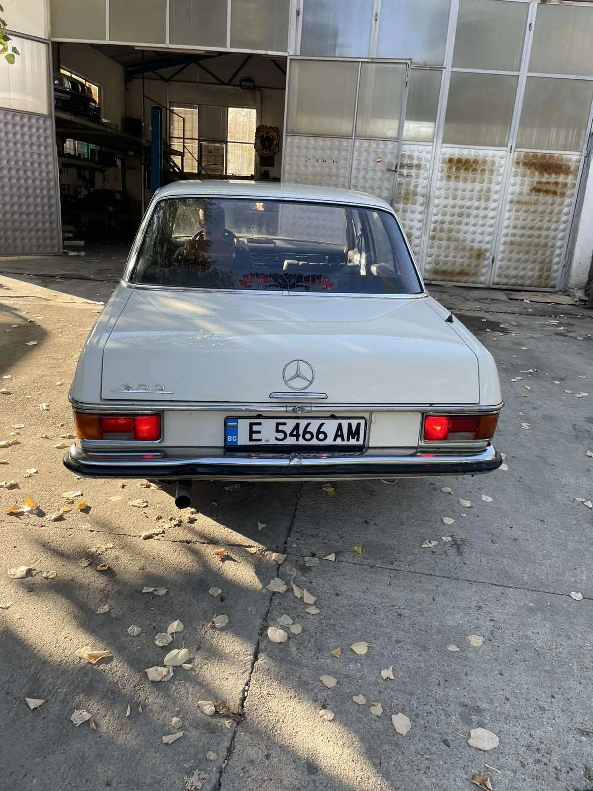 Mercedes-Benz 115 200 - изображение 4