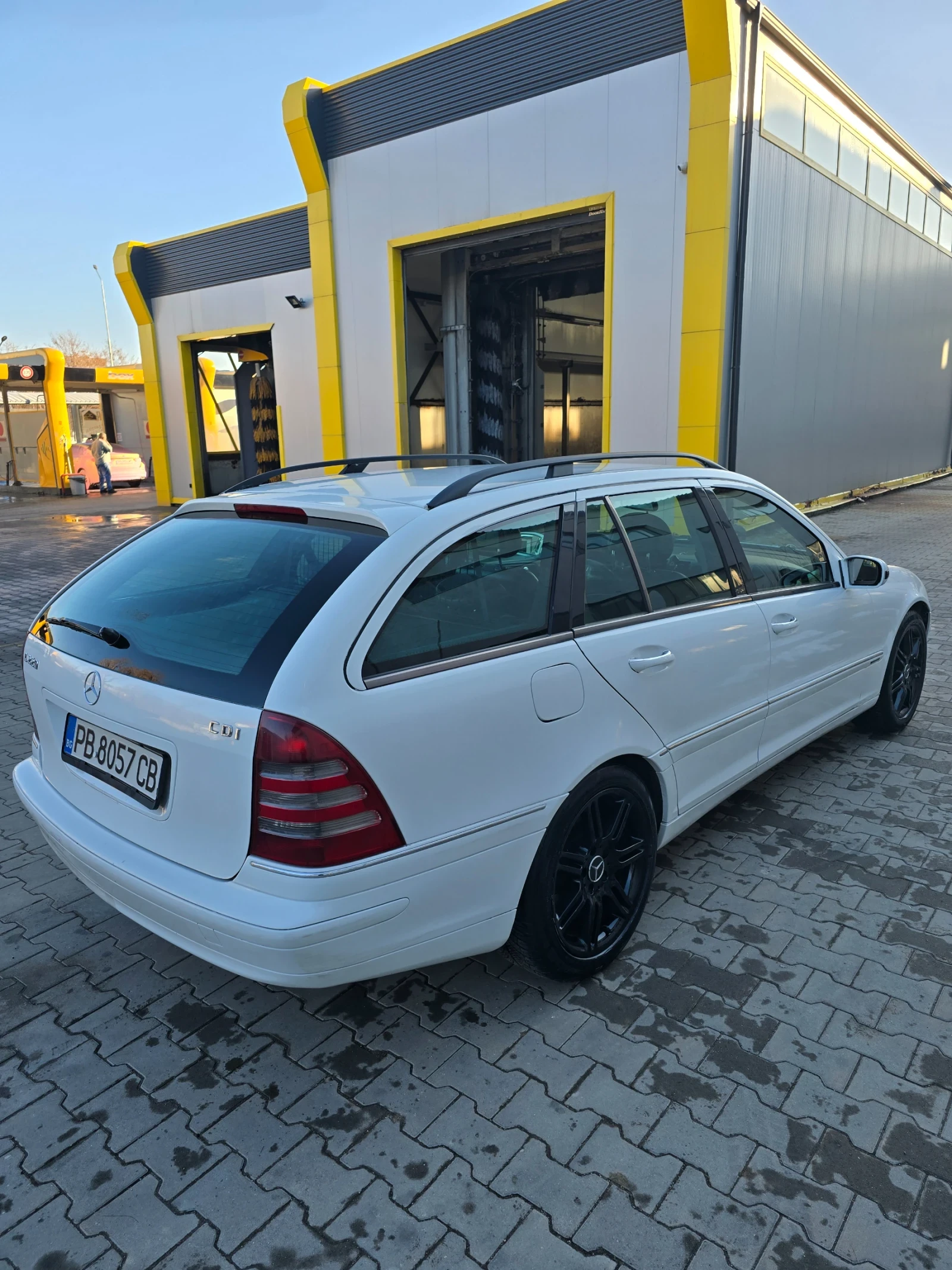 Mercedes-Benz C 220 2.2 - изображение 2