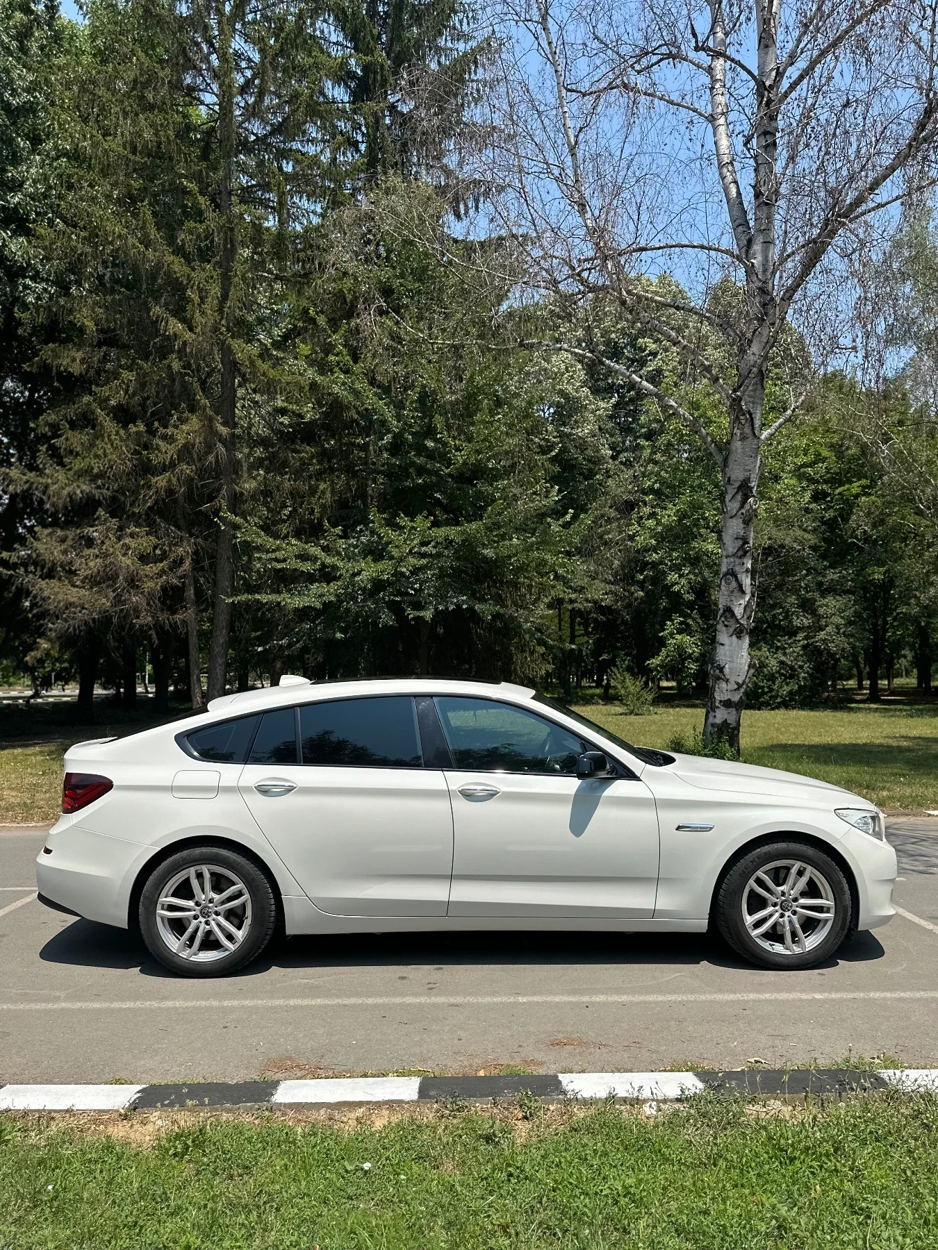BMW 5 Gran Turismo F07 530D - изображение 4