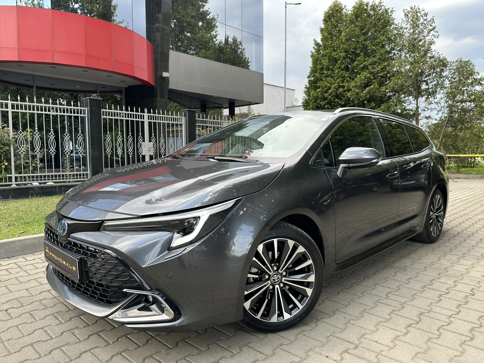 Toyota Corolla 1.8 Team D* Facelift* HEV*  | Mobile.bg — изображение 1