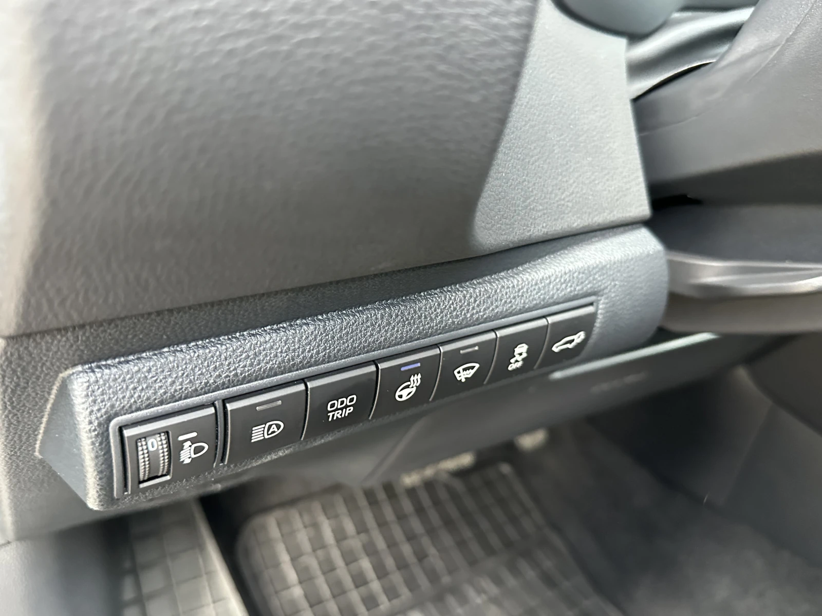 Toyota Corolla 1.8 Team D* Facelift* HEV*  | Mobile.bg — изображение 15