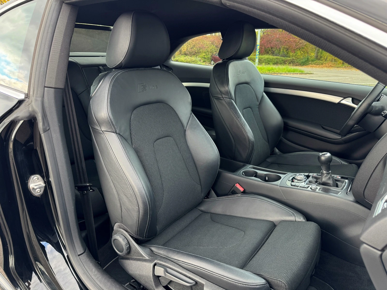 Audi A5 2.0 TDI S-Line Германия Нави Кожа LED Реални Км - изображение 10