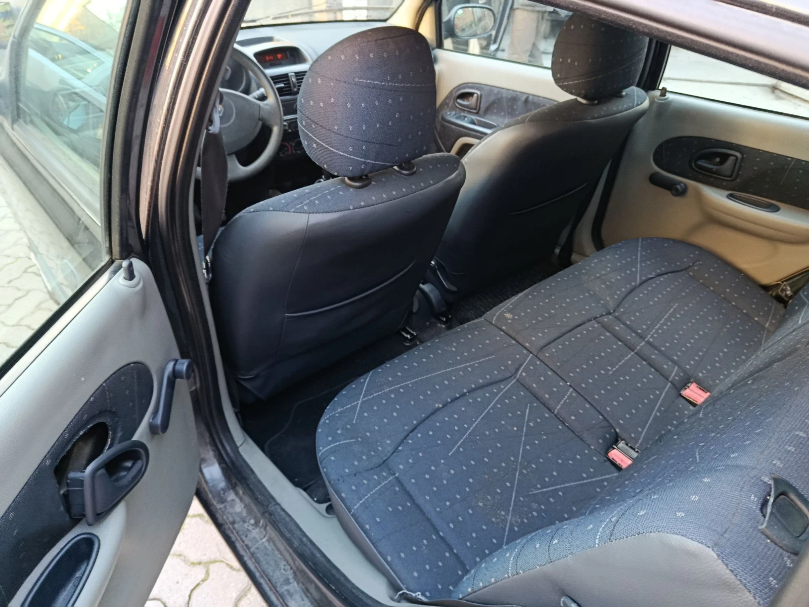 Renault Clio 1.2 16V �����  | Mobile.bg � ����������� 12