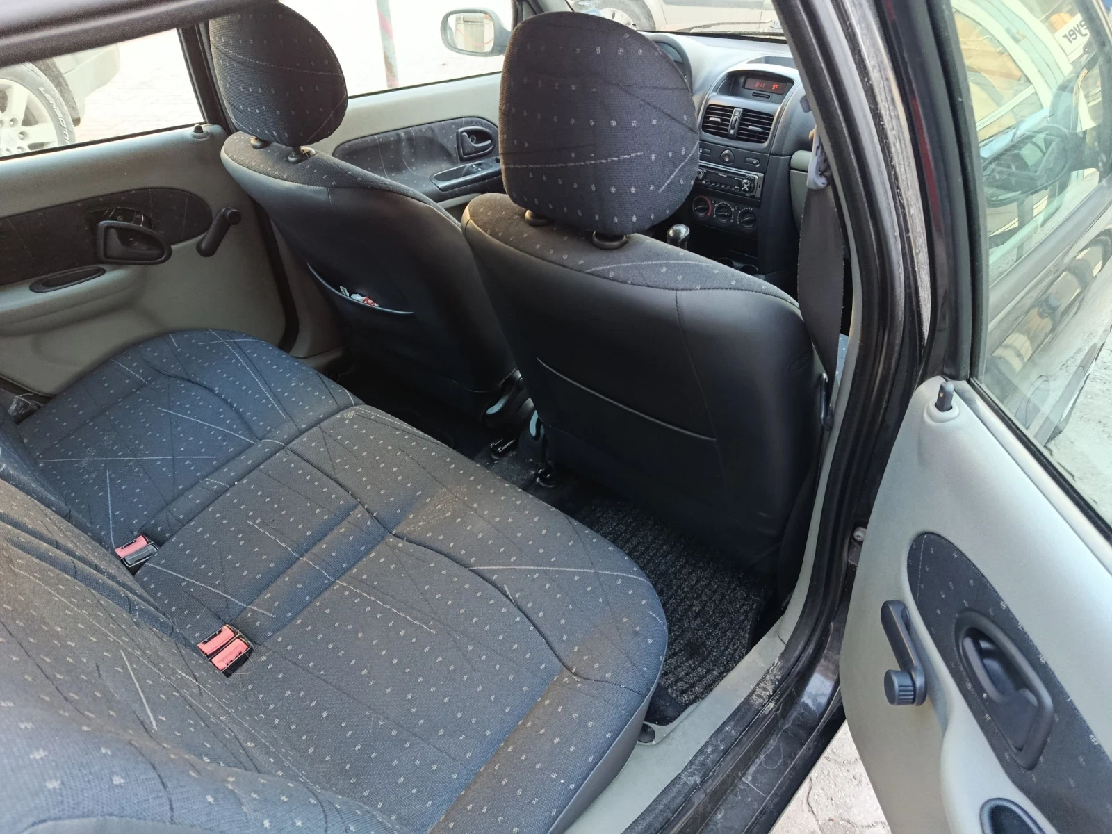 Renault Clio 1.2 16V �����  | Mobile.bg � ����������� 11