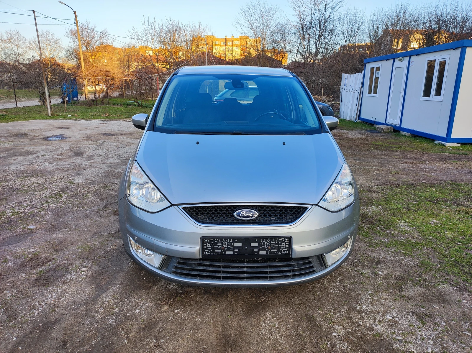 Ford Galaxy 2.0HDi 140к.с. 'Ghia' 7места Пежо мотор