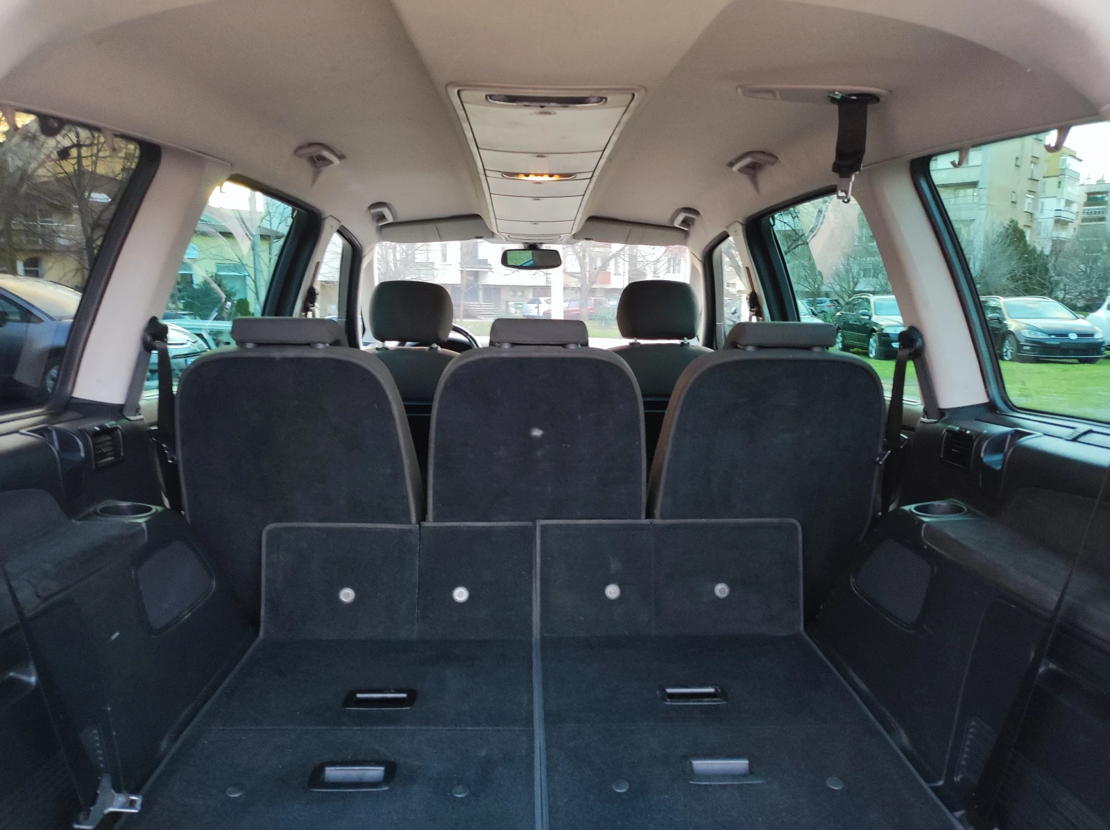 Ford Galaxy 2.0HDi 140к.с. 'Ghia' 7места Пежо мотор, снимка 15 - Автомобили и джипове - 53736016