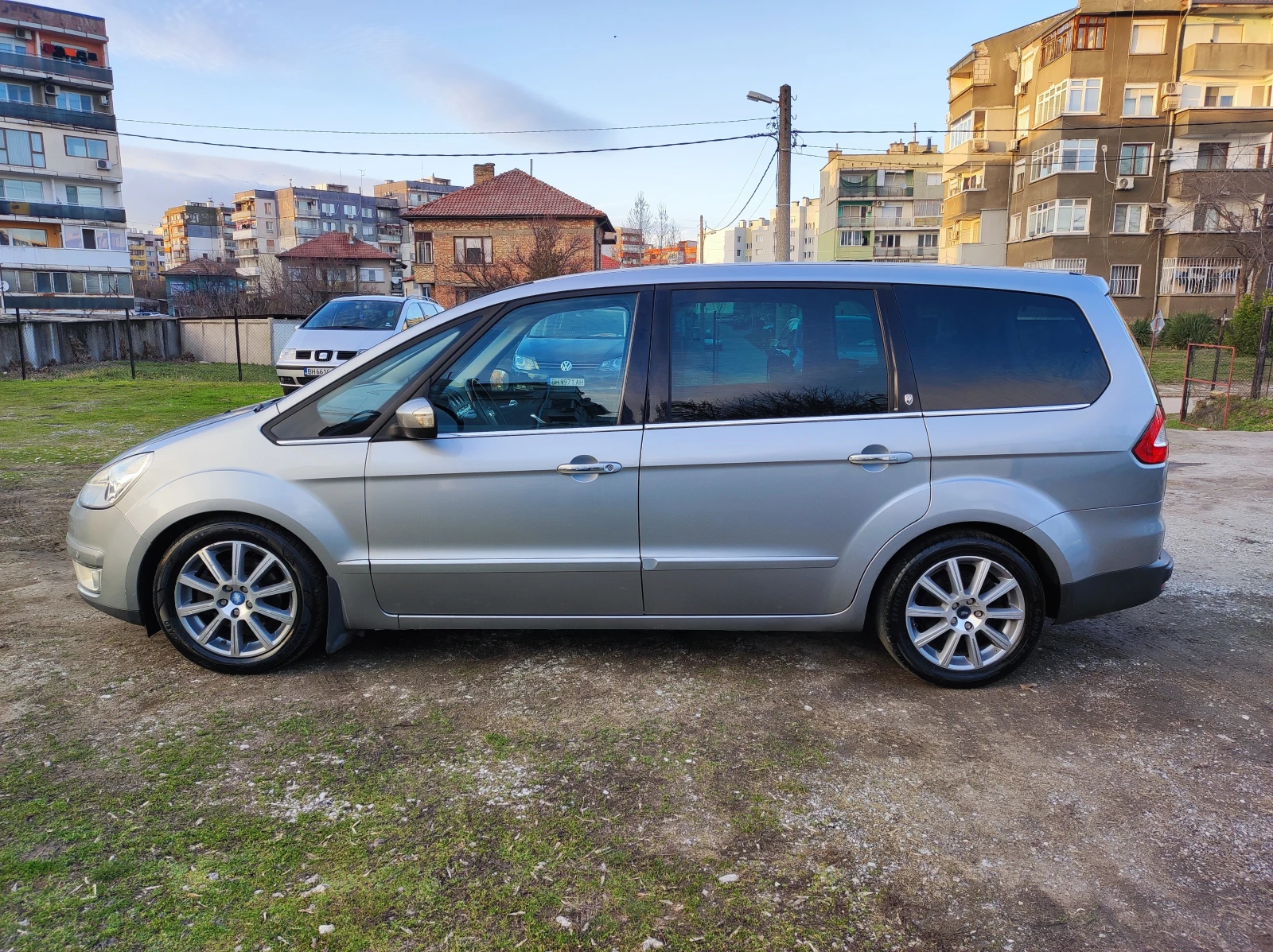 Ford Galaxy 2.0HDi 140к.с. 'Ghia' 7места Пежо мотор, снимка 3 - Автомобили и джипове - 53736016
