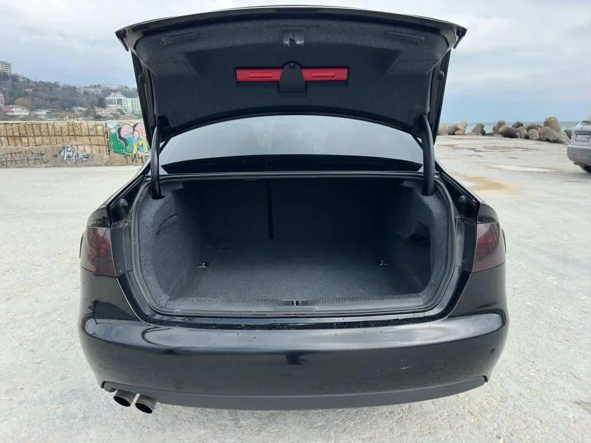 Audi A4, снимка 4 - Автомобили и джипове - 54089350