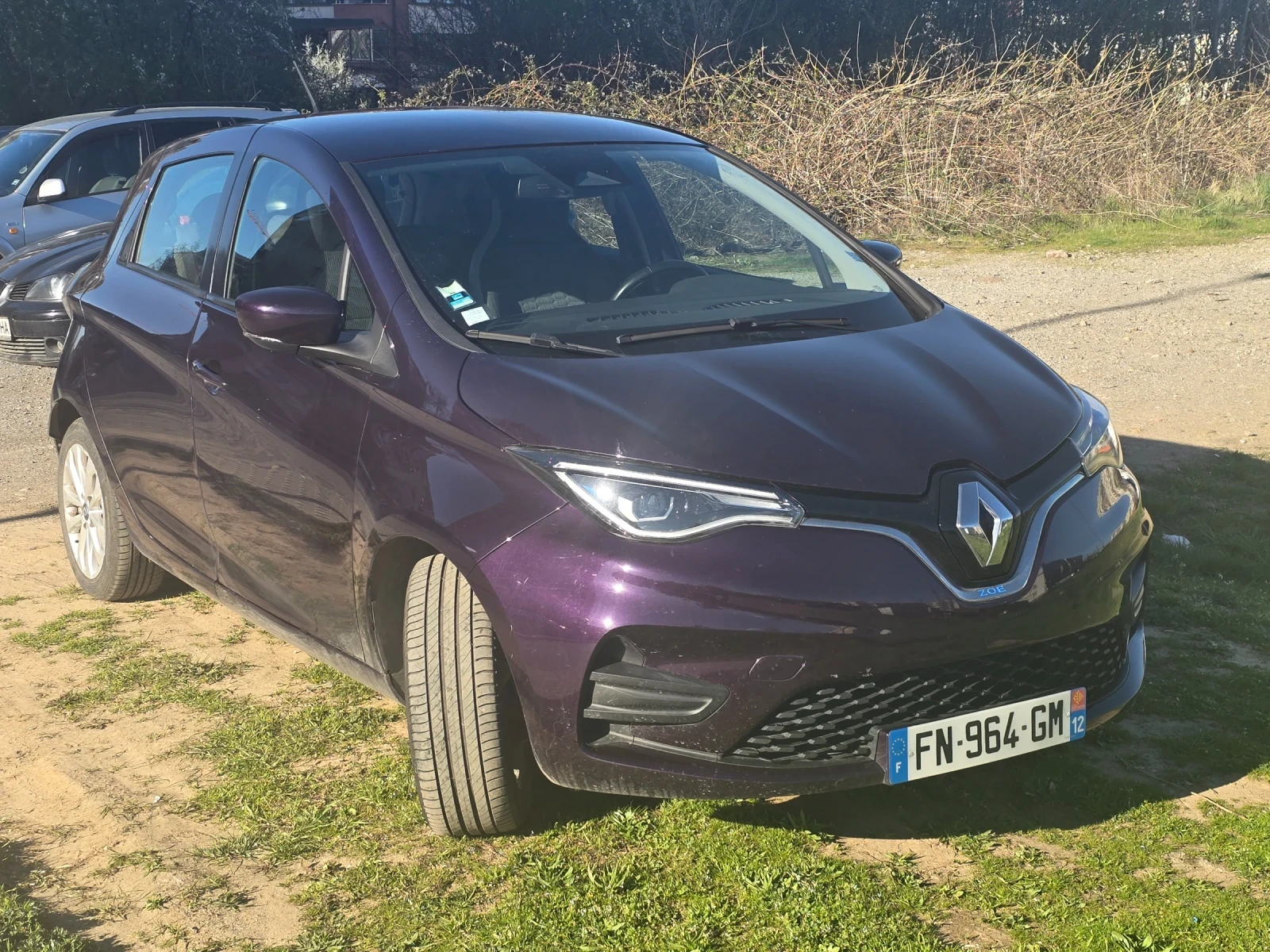 Renault Zoe 52kW!, снимка 2 - Автомобили и джипове - 54140385