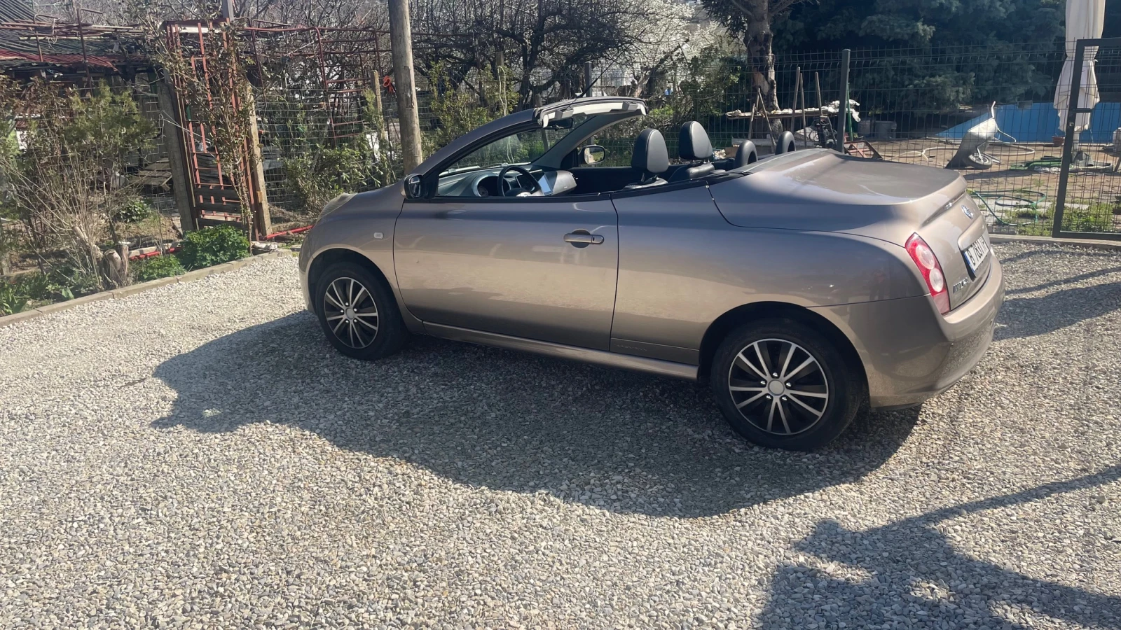 Nissan Micra Кабрио Karmann edition, снимка 9 - Автомобили и джипове - 54209020