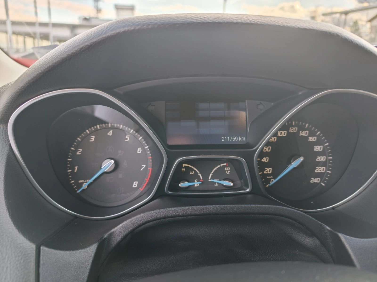 Ford Focus 1.6 Gen3, снимка 11 - Автомобили и джипове - 54272376