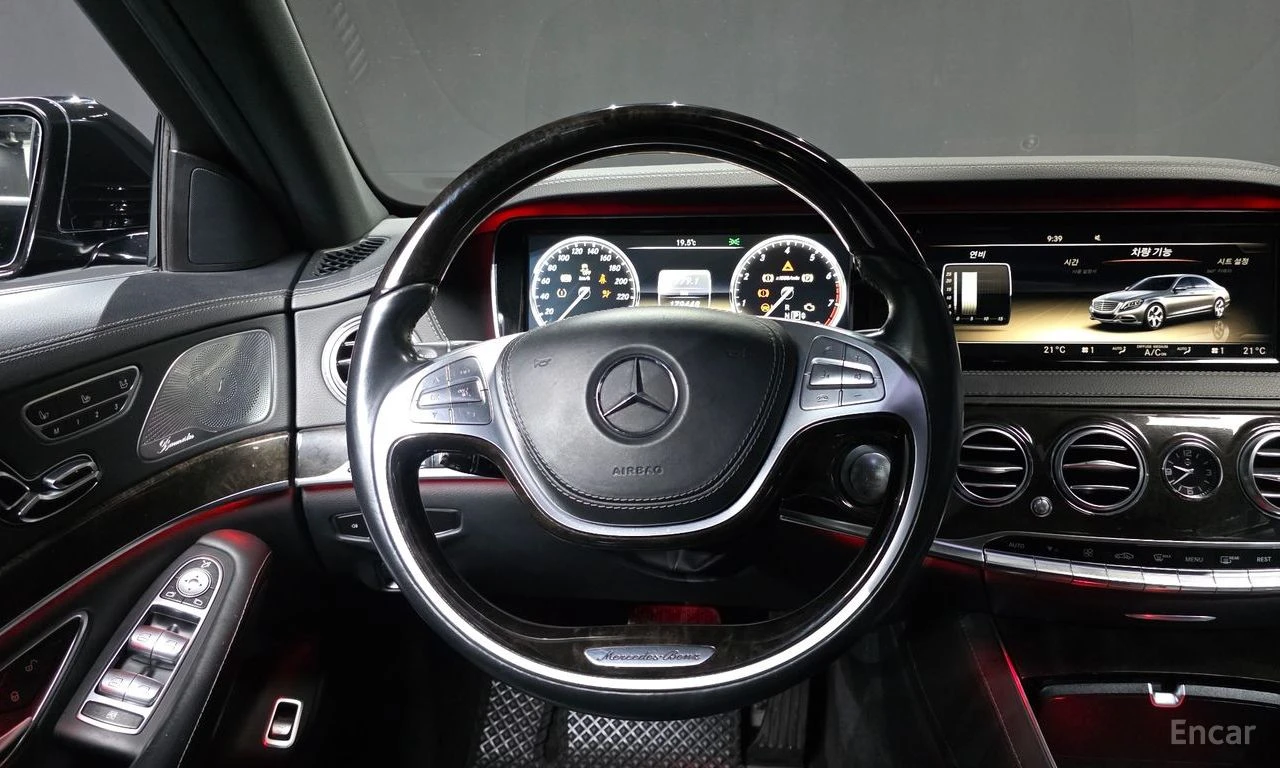 Mercedes-Benz S 500 L 4MATIC* BURMESTER* 360CAM* HEAD-UP* PANORAMA* TV, снимка 11 - Автомобили и джипове - 54583567