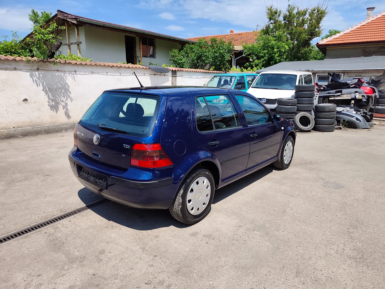 VW Golf 1.9 TDI , снимка 5 - Автомобили и джипове - 54618669