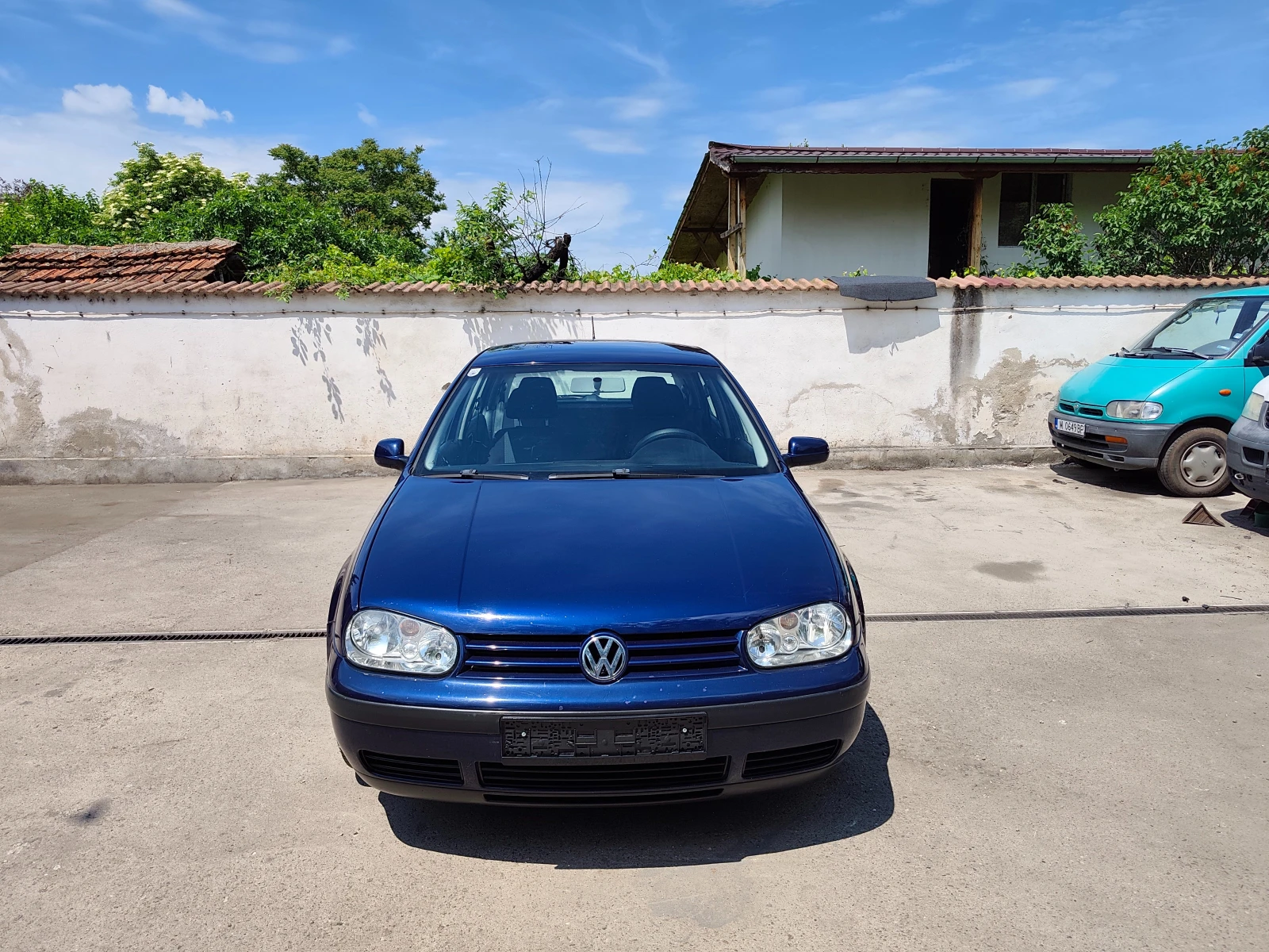 VW Golf 1.9 TDI , снимка 2 - Автомобили и джипове - 54618669