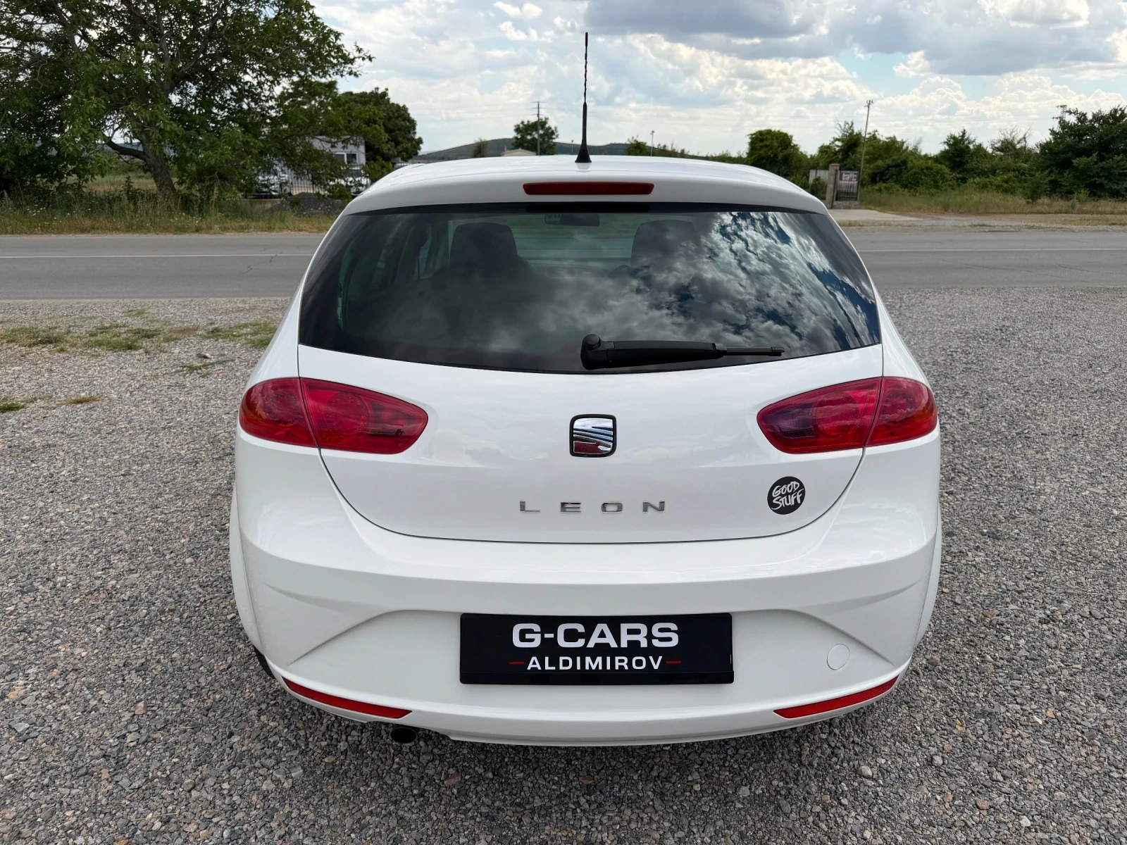 Seat Leon 1.6/КАТО НОВА, снимка 5 - Автомобили и джипове - 54964421