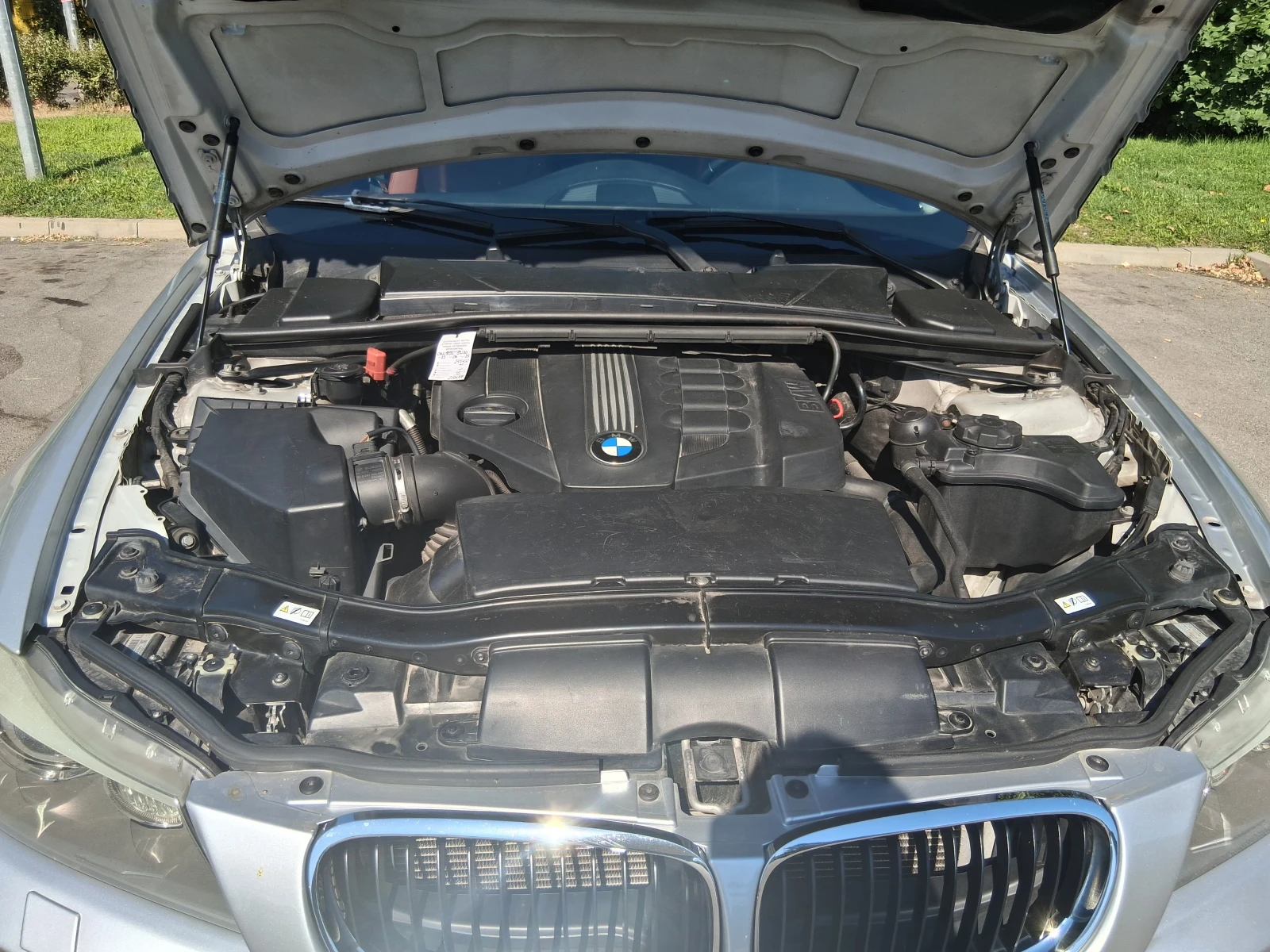BMW 320 E91, снимка 13 - Автомобили и джипове - 55689495