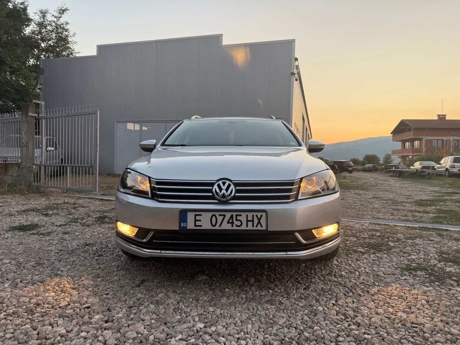 VW Passat 2.0TDI HIGHLINE топ, снимка 4 - Автомобили и джипове - 55796715