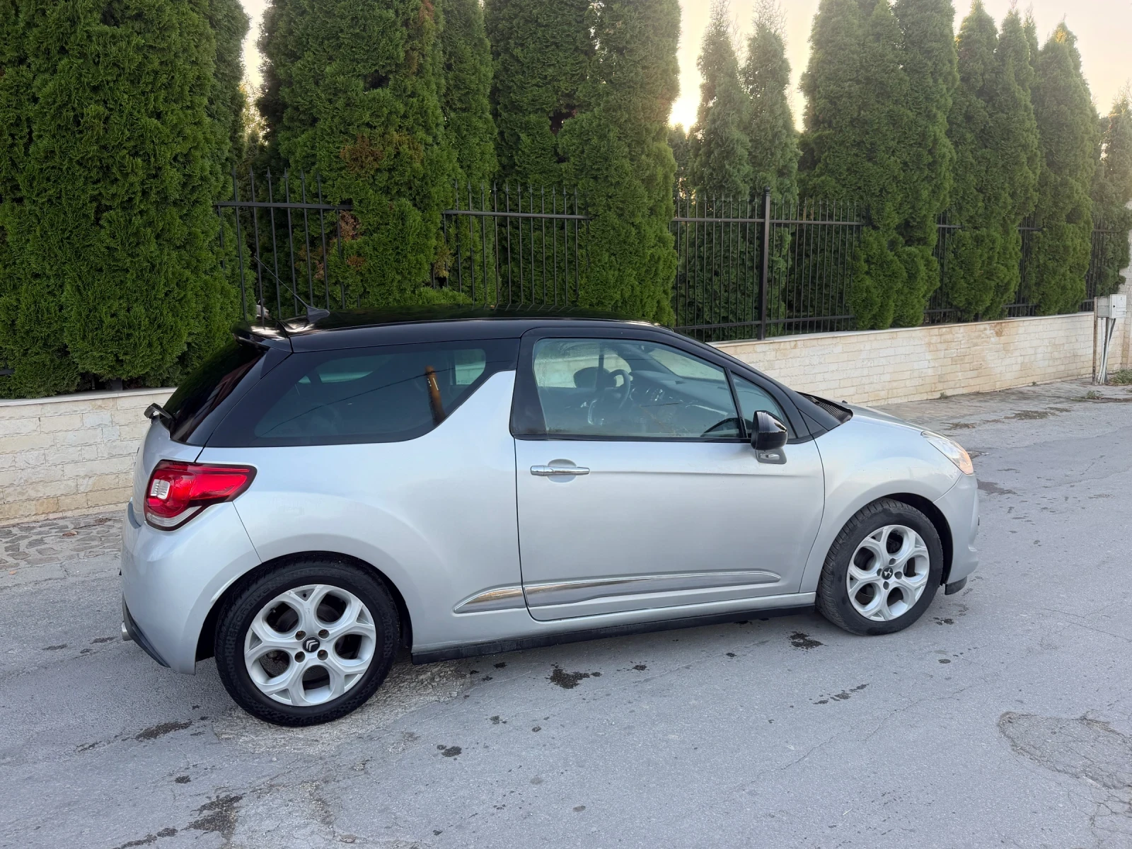Citroen DS3 1.5-150 kc-Benzin Avtomat Individual Top, снимка 4 - Автомобили и джипове - 55894124